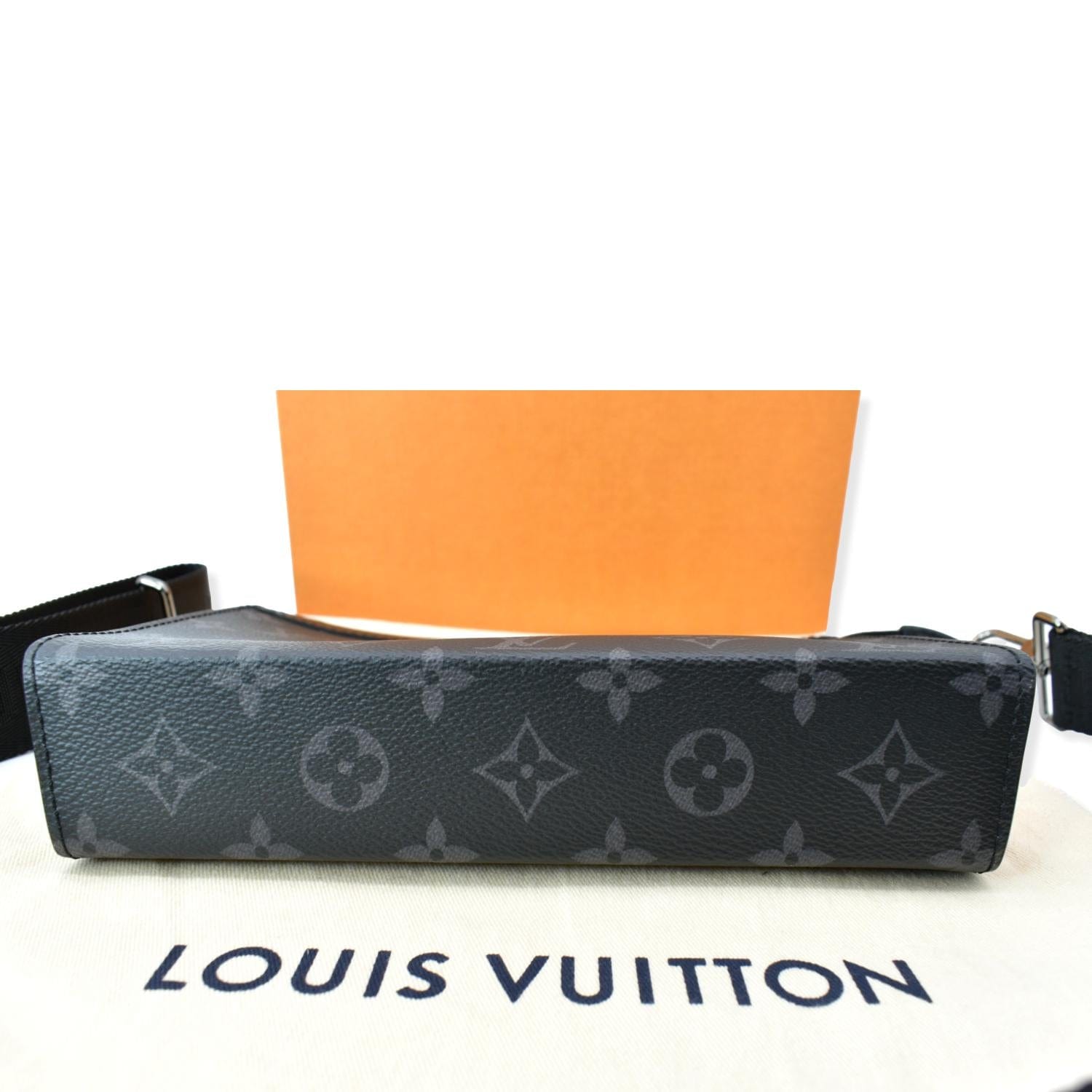 Louis Vuitton Gaston Wearable Wallet Monogram Eclipse Reverse Black