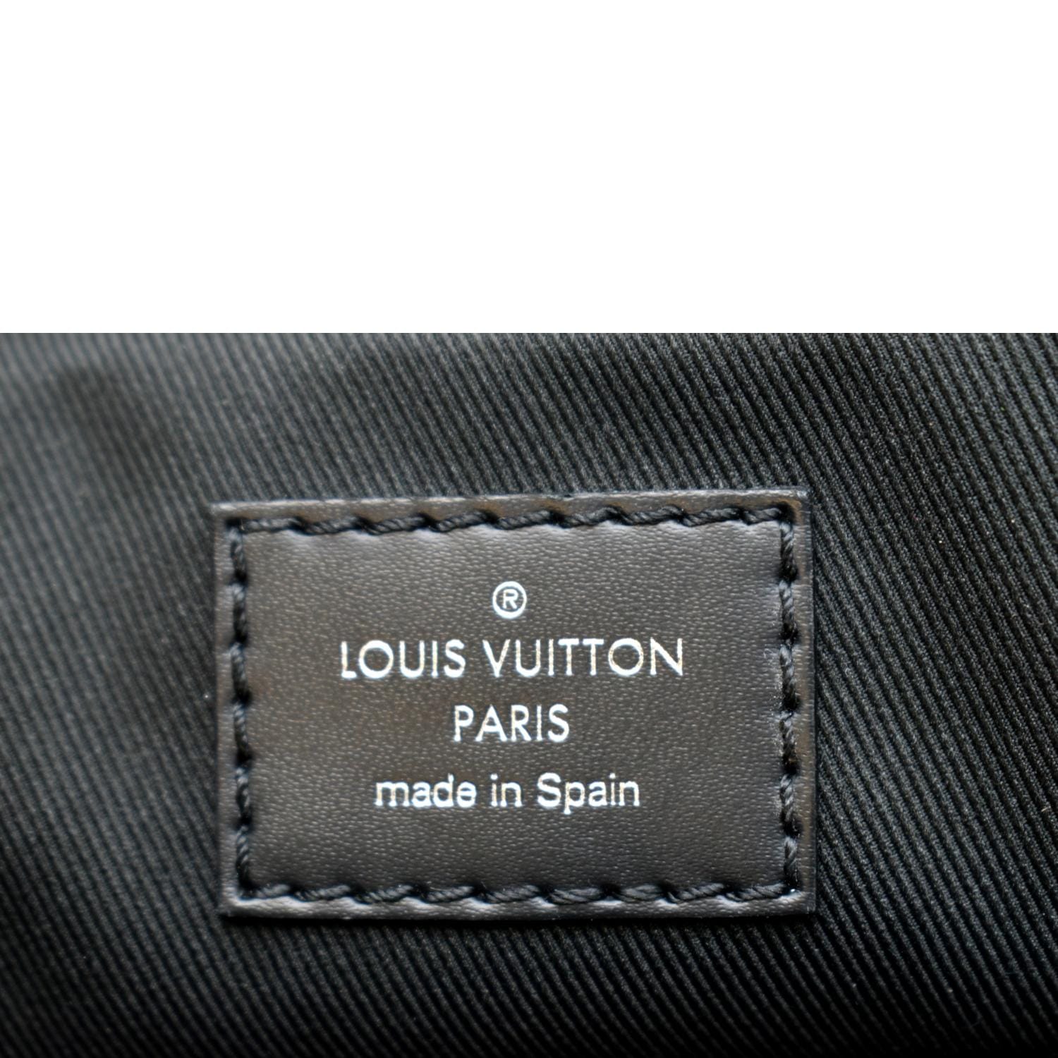 John Pye Auctions - Louis Vuitton District PM Messenger Bag, in Black -  Conditon: Used