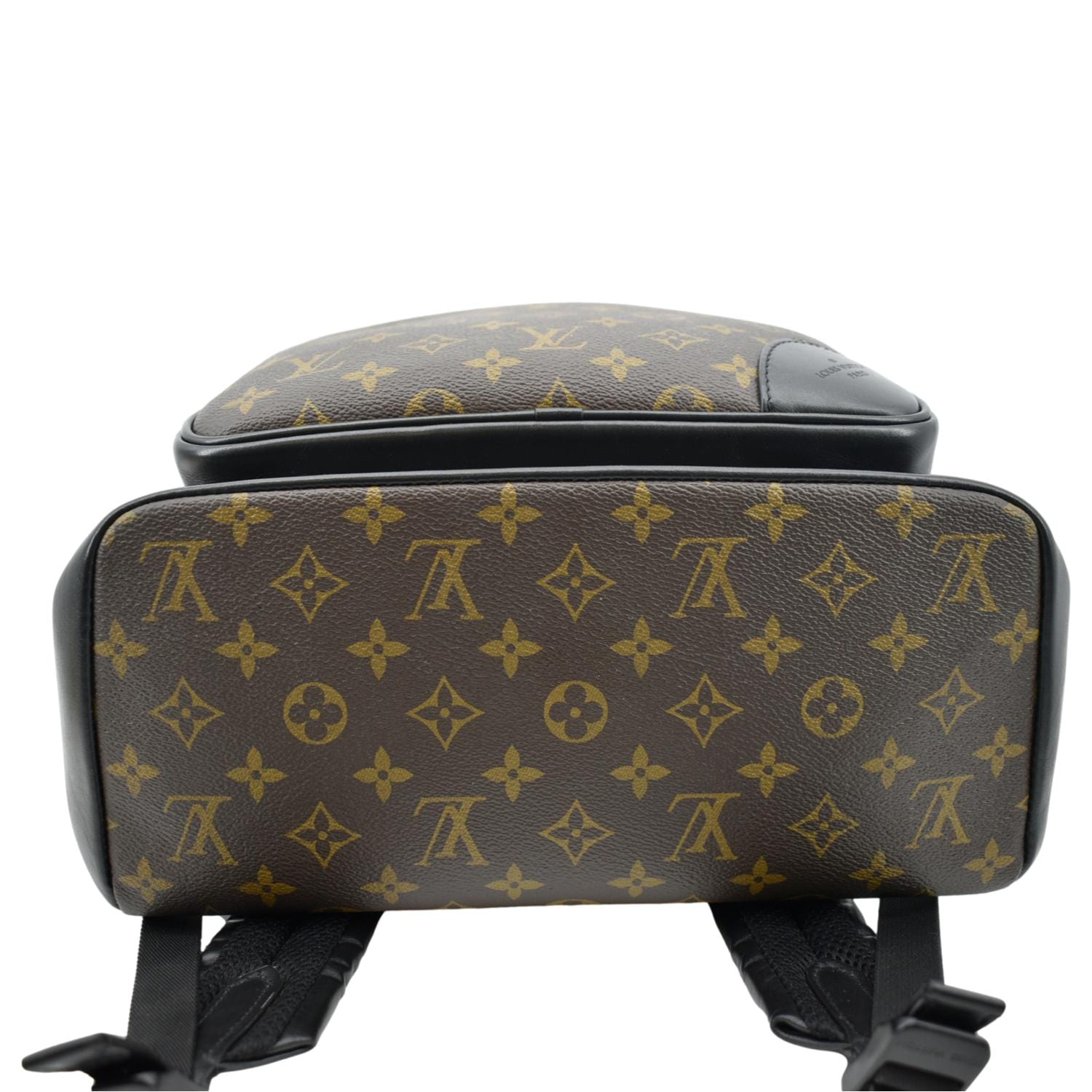 515 Louis Vuitton Shopping Bag Stock Photos - Free & Royalty-Free