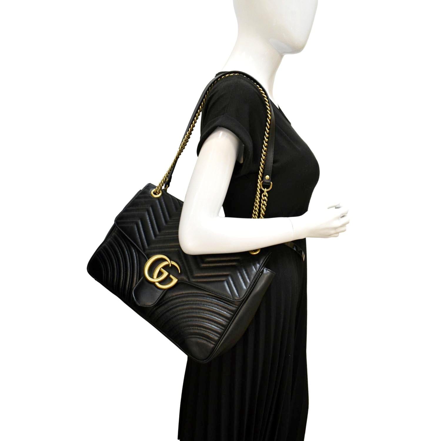 Gucci Women's Shoulder Bags - Black