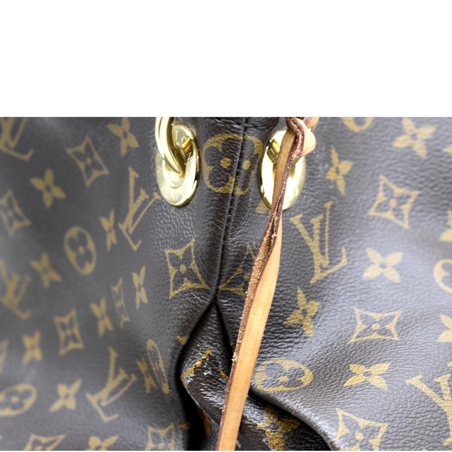 Louis Vuitton Mixed Media Mushroom Shoulder Bag - ShopperBoard