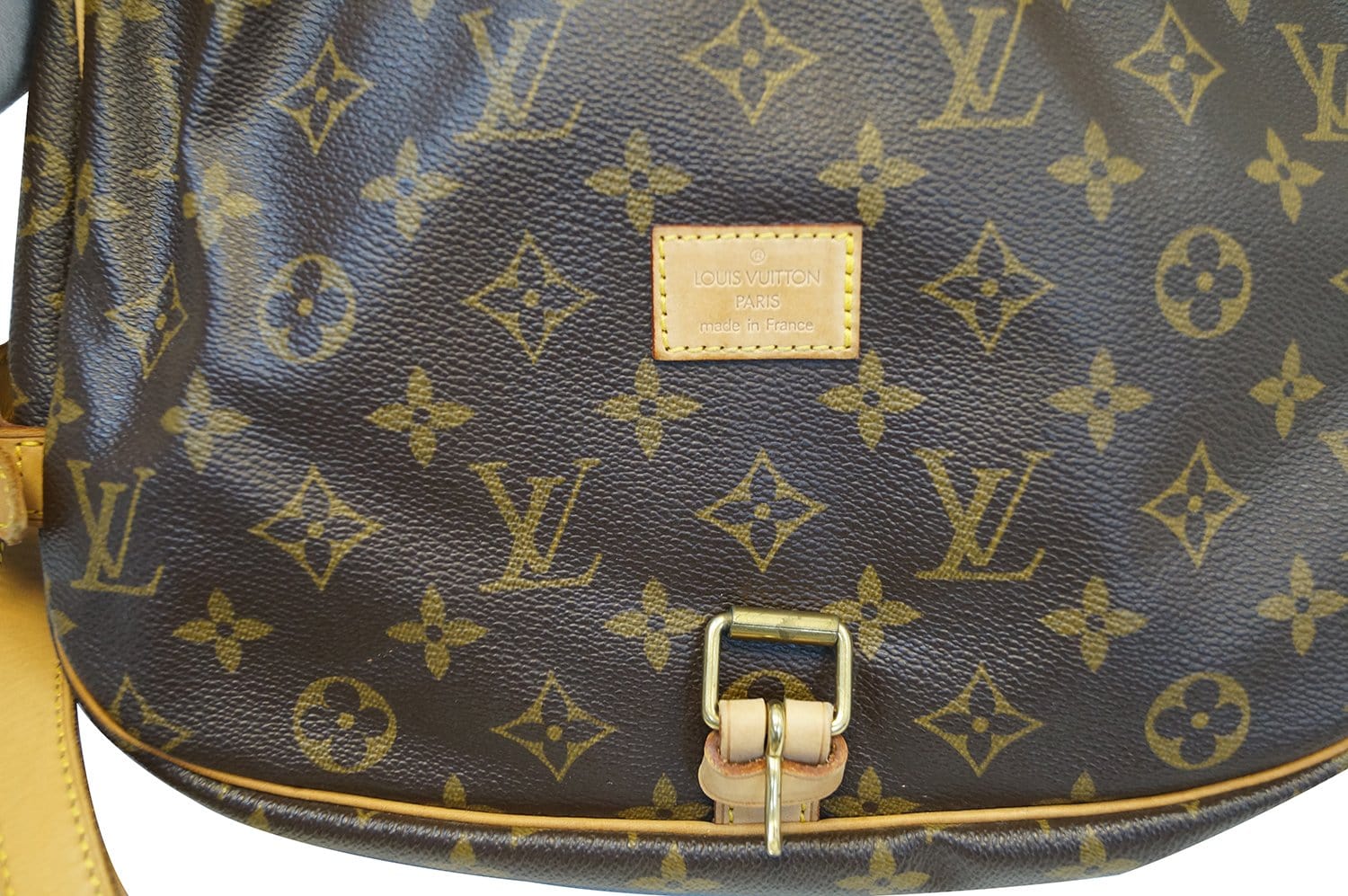Handbags Louis Vuitton Louis Vuitton Damier Azur Saumur 30 Shoulder Bag Spo N48202 LV Auth 32766a