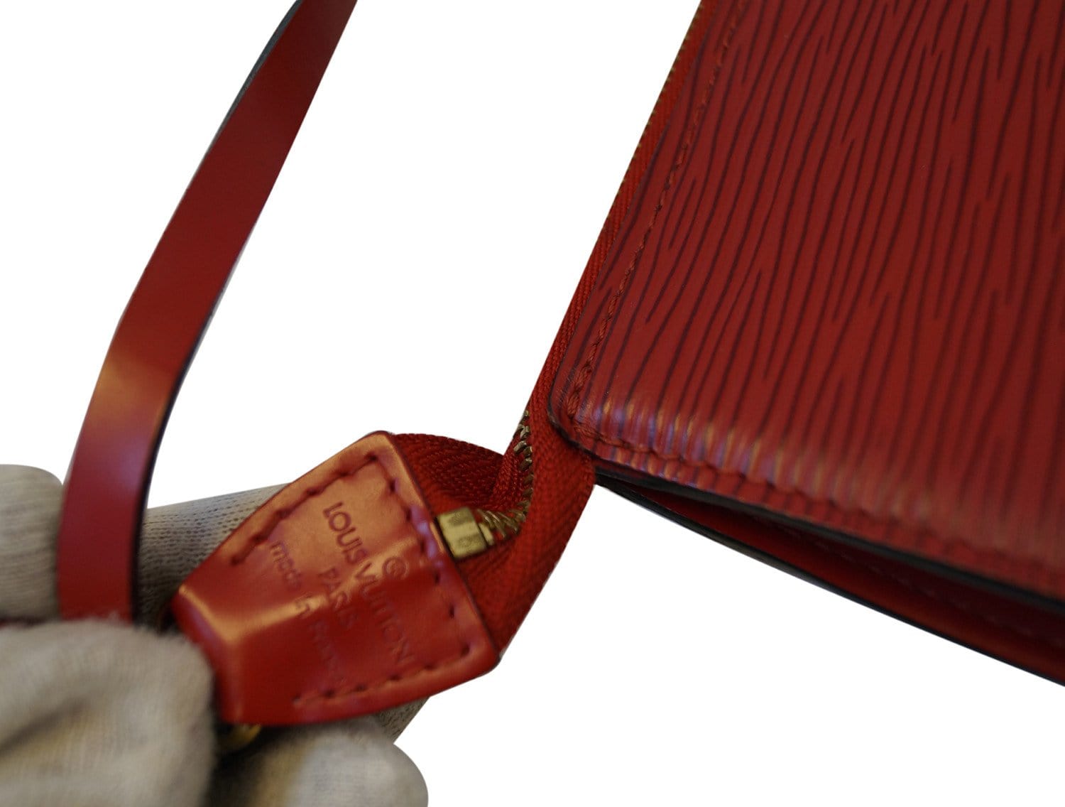 LOUIS VUITTON Montaigne 27 Epi Red Pochette Clutch Bag LP5005