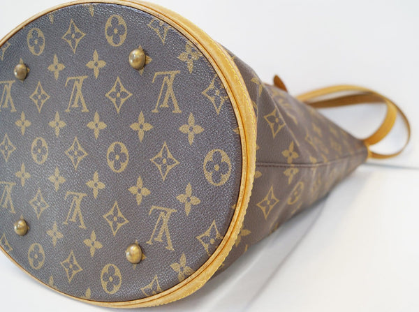 LOUIS VUITTON Monogram Brown Bucket GM Shoulder Bag