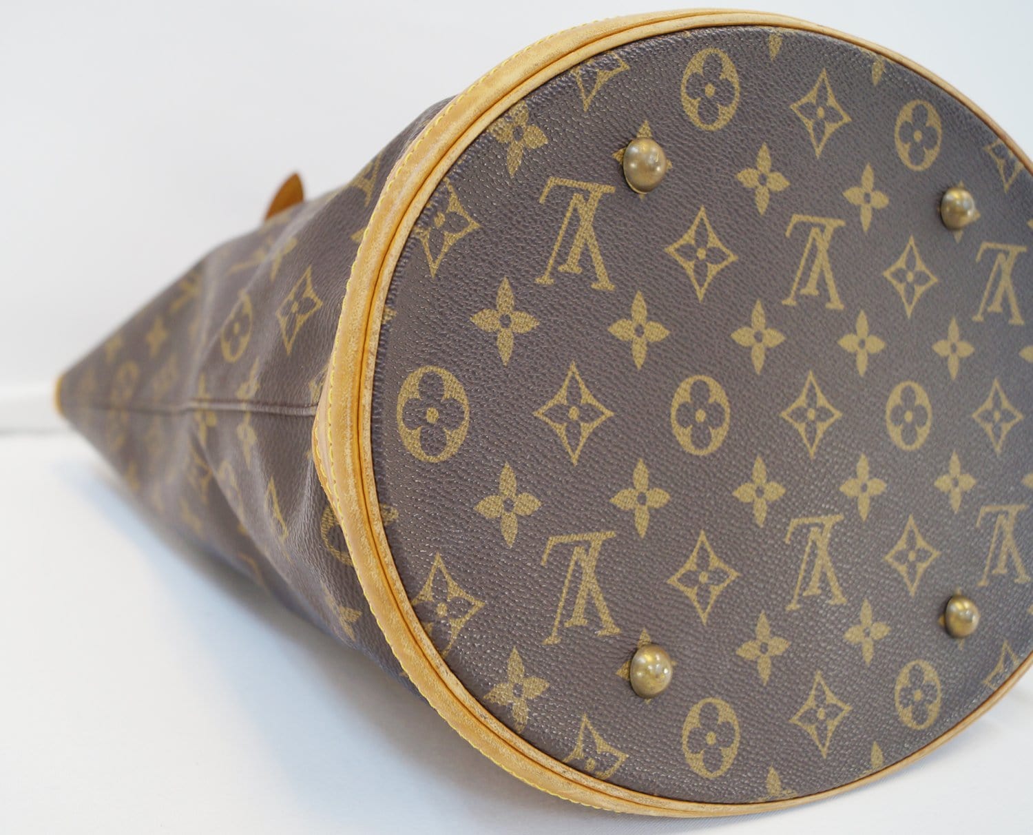 LOUIS VUITTON Monogram Bucket GM Shoulder Bag FL0030 – LuxuryPromise