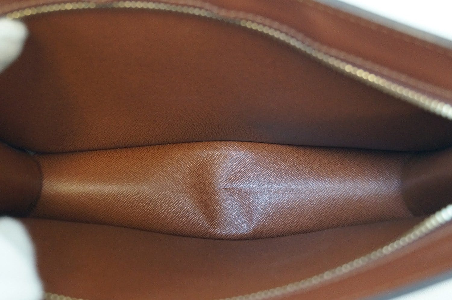LOUIS VUITTON Pochette Homme Epi Leather Brown Clutch Bag LP5318
