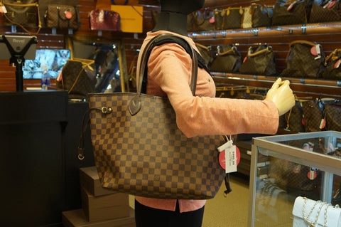 LOUIS VUITTON Damier Ebene Neverfull MM Shoulder Bag