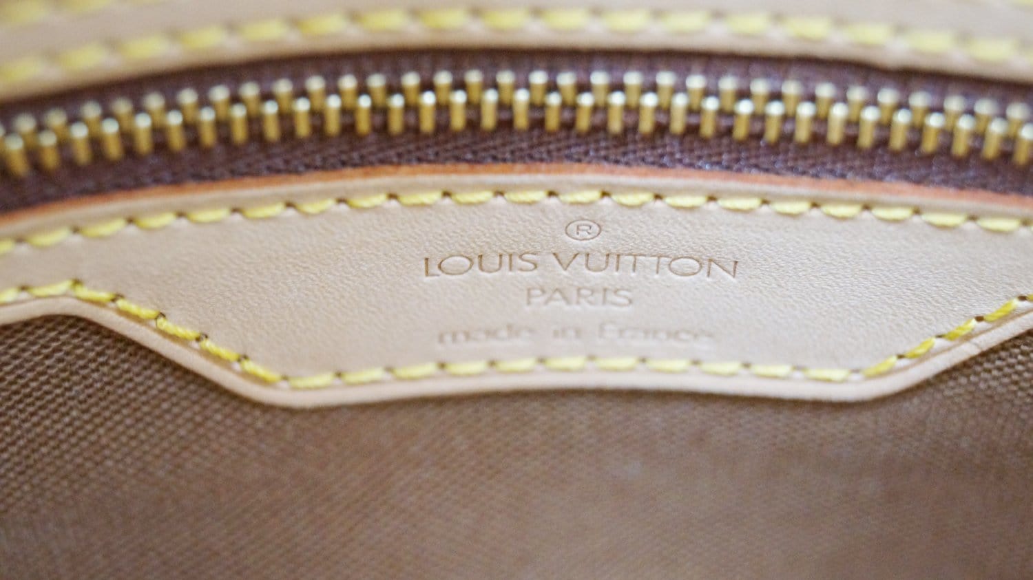 Louis Vuitton Monogram Cabas Mezzo Tote with Zipper 856897