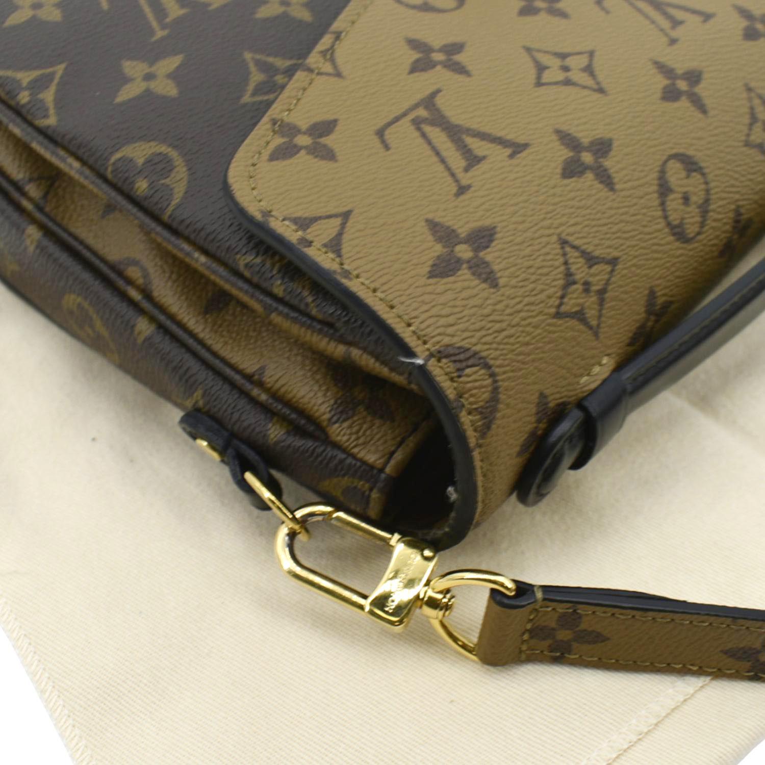 Louis Vuitton, Bags, Euc Louis Vuitton Metis Pochette Mm Reverse Monogram  Crossbody Bag Brown