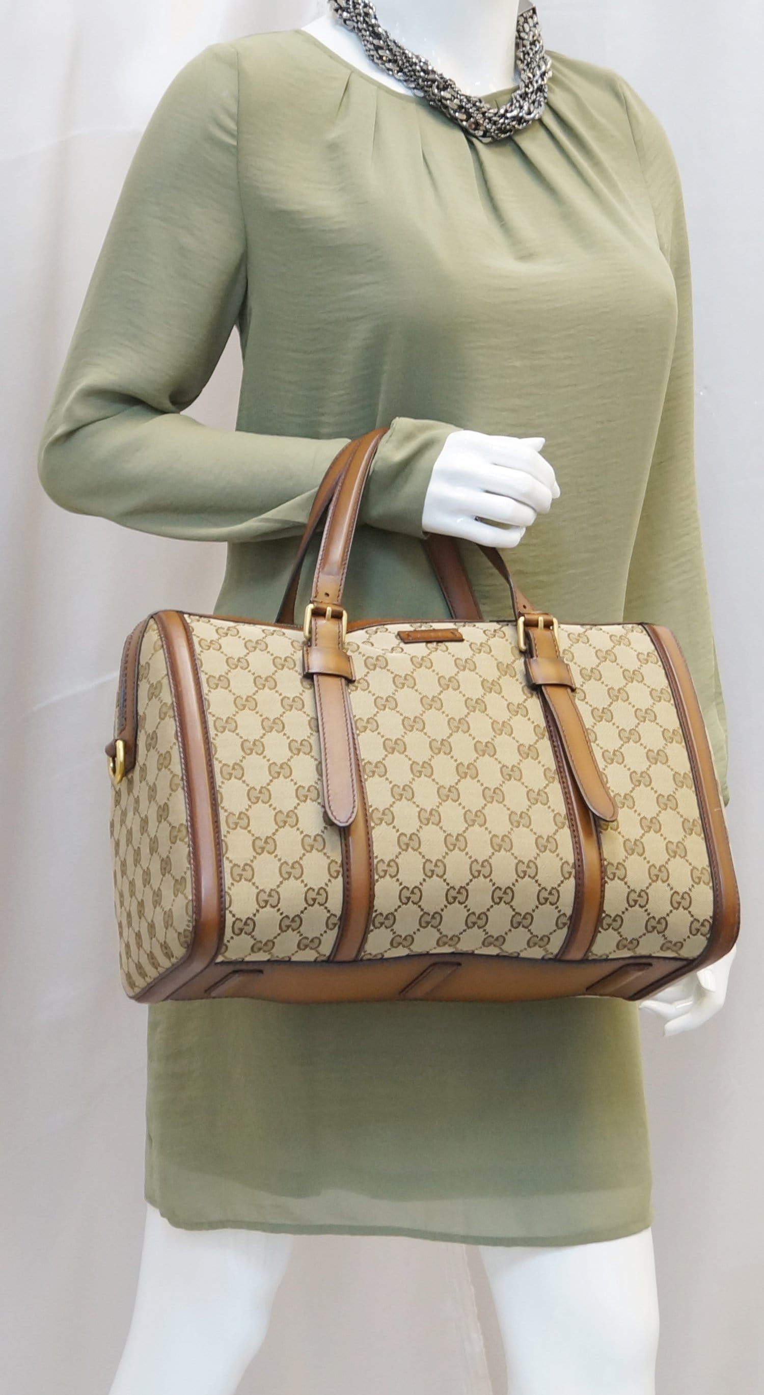Dillard's Designer shoes and handbags #kurtgeiger #louisvuittonbag #gucci 