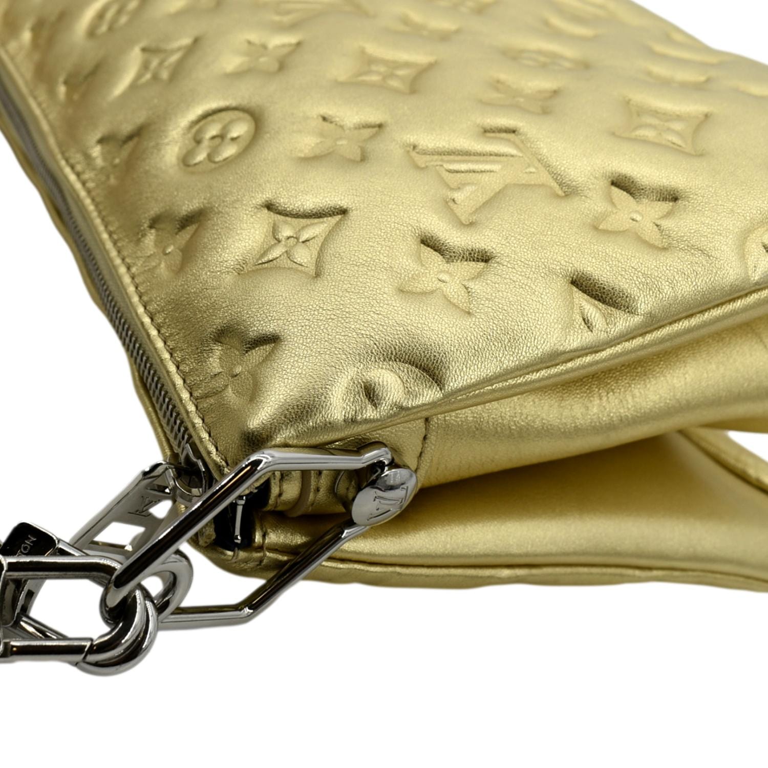 Coussin leather handbag Louis Vuitton Gold in Leather - 35908597