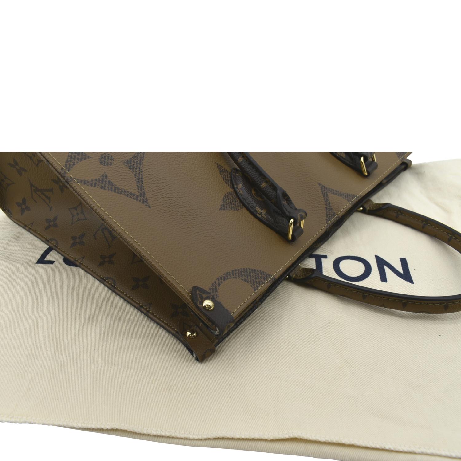 LOUIS VUITTON Onthego MM Giant Monogram Canvas Tote Shoulder Bag Brown
