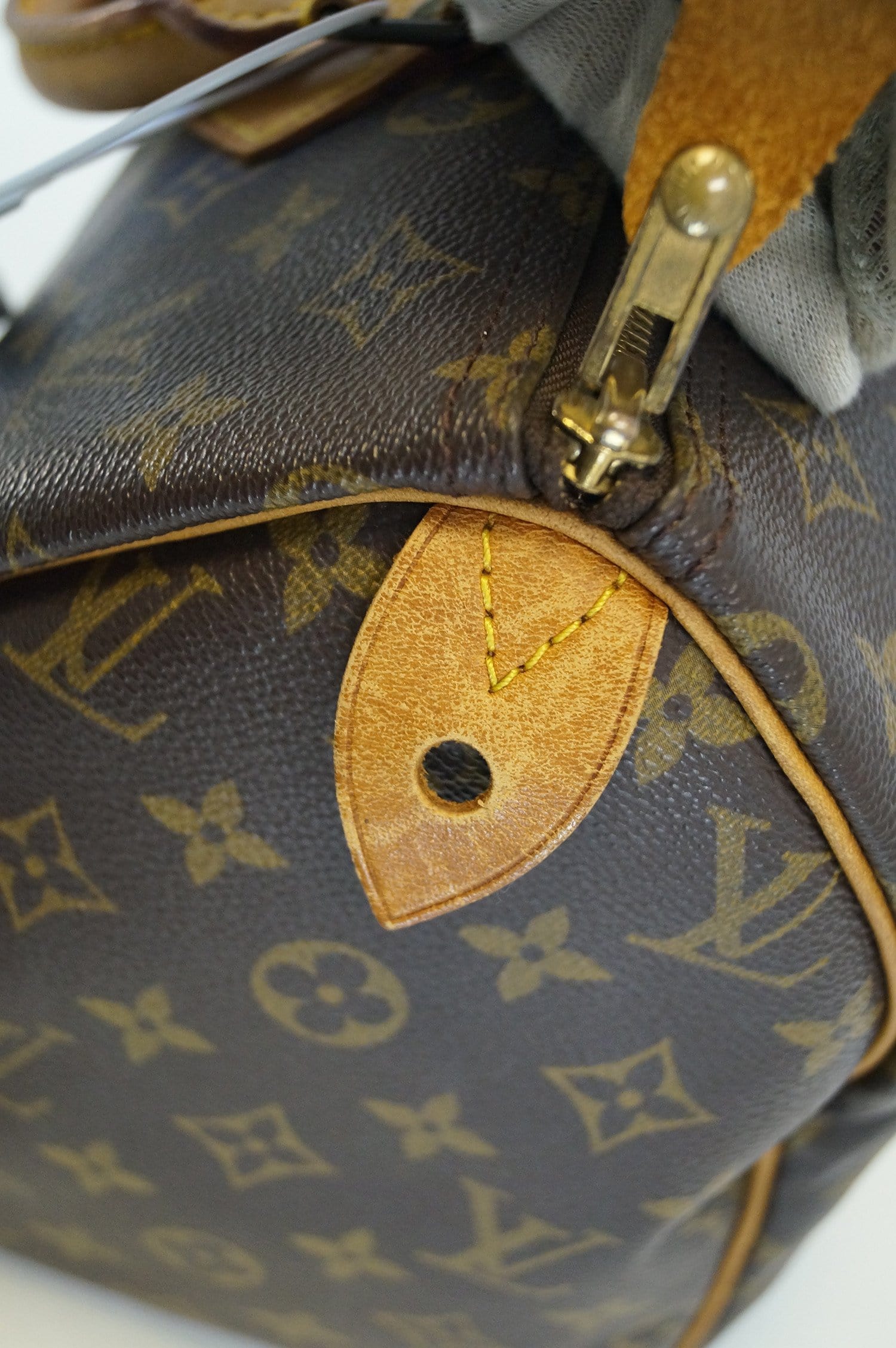 Louis Vuitton Speedy 30 - ShopStyle Shoulder Bags