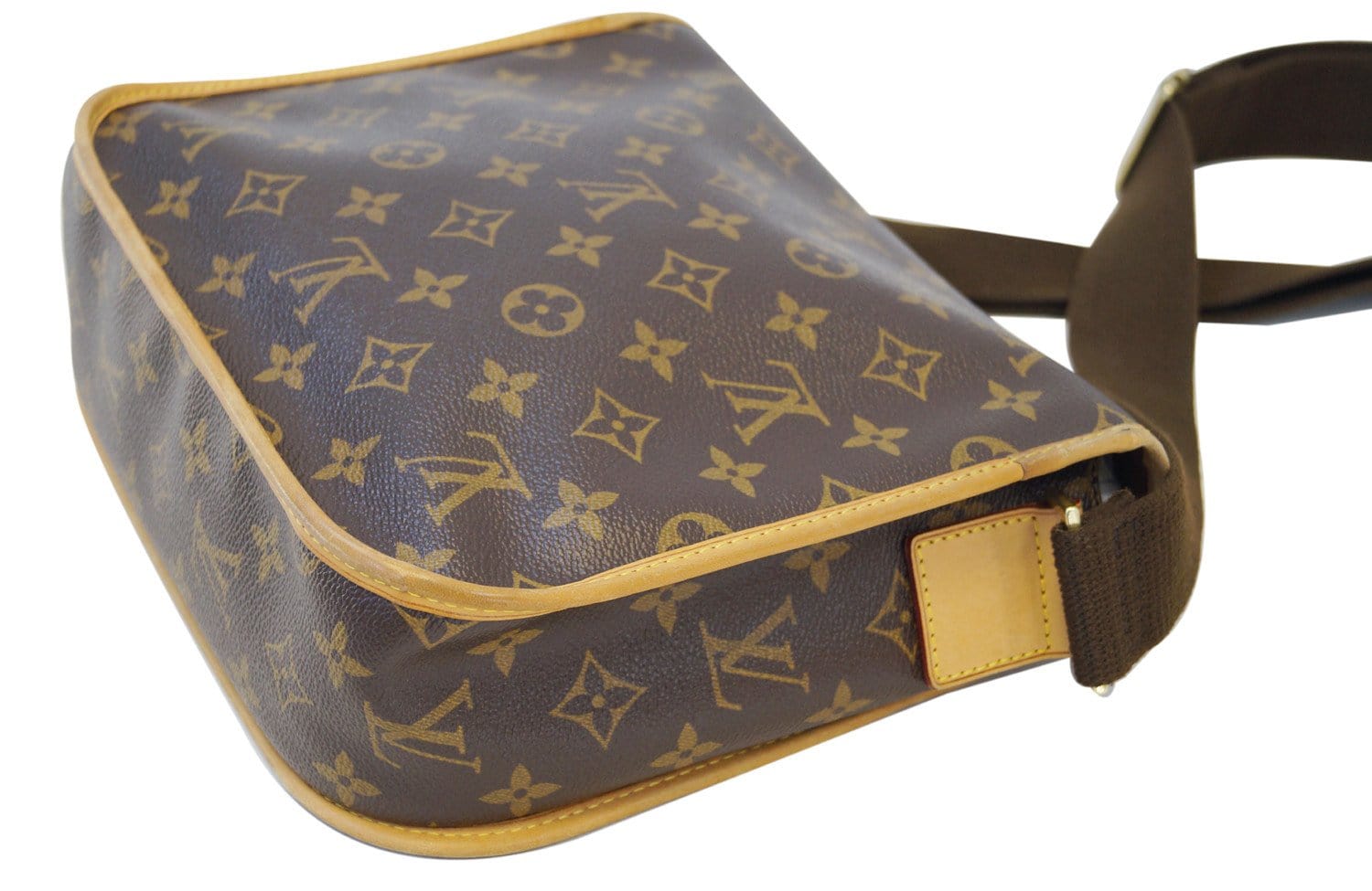 Louis Vuitton Monogram Bosphore Messenger PM Crossbody Bag