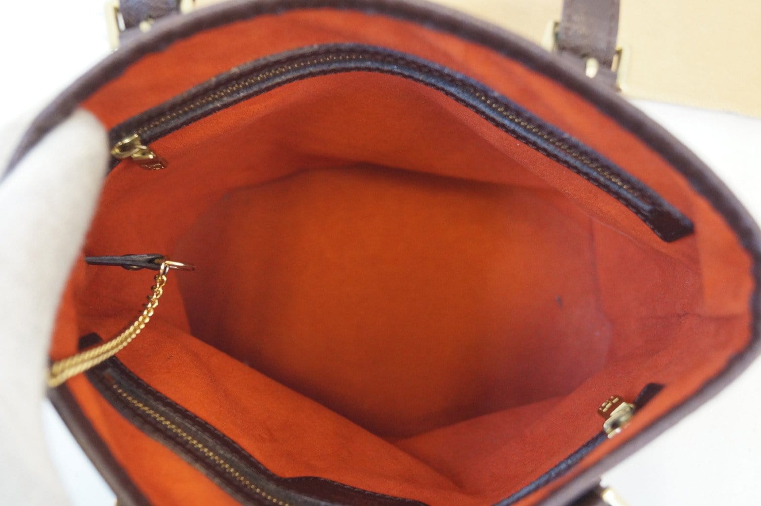 Louis Vuitton Damier Ebene Marais Bucket Bag - Brown Shoulder Bags, Handbags  - LOU87661