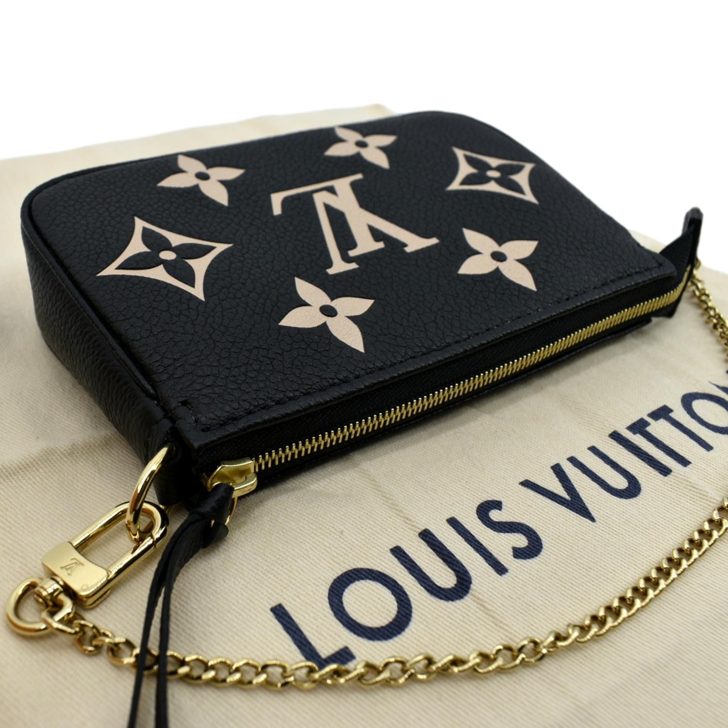 🔥NEW LOUIS VUITTON Mini Pochette Chain Monogram Empreinte Leather Black❤️GIFT!