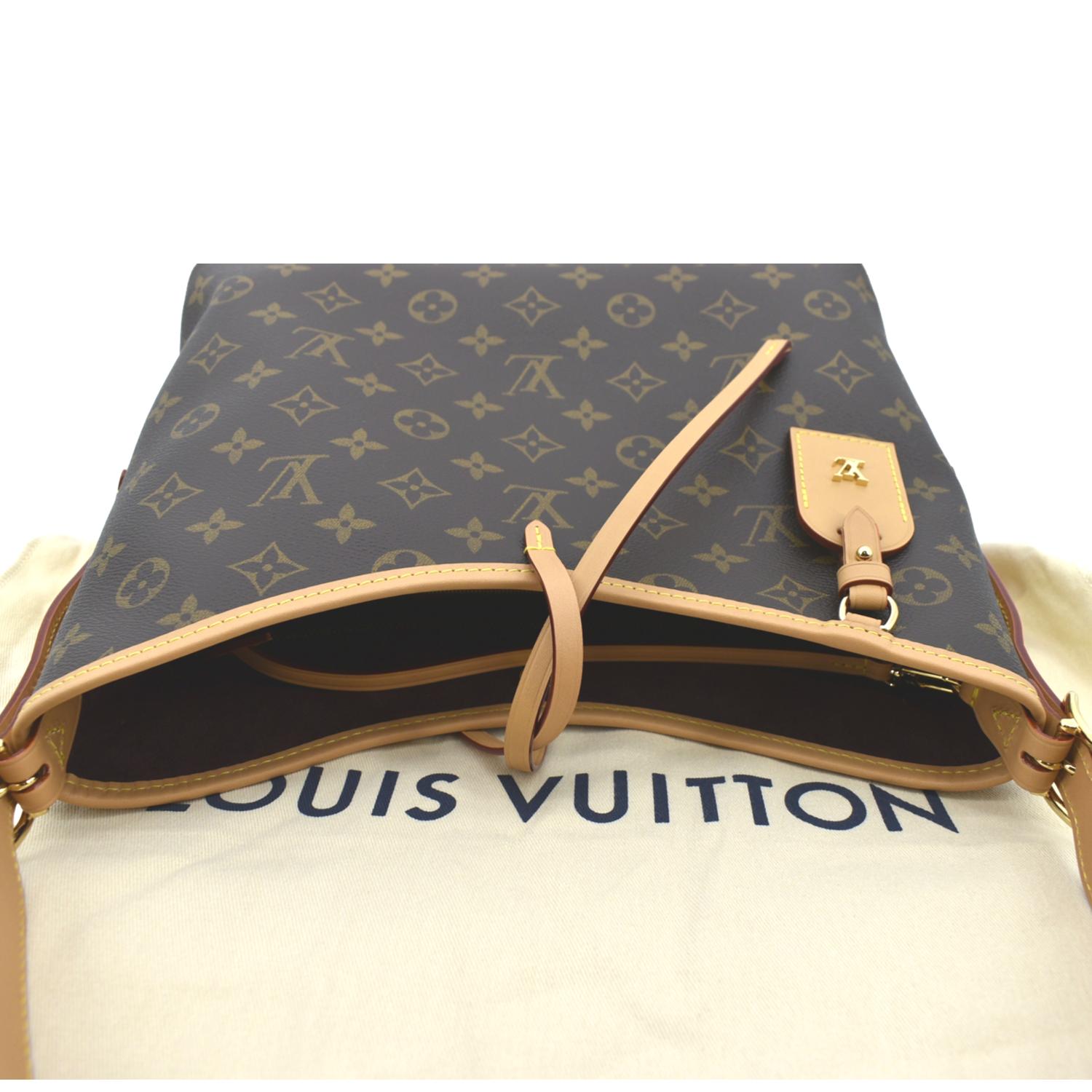 Louis Vuitton Carryall PM