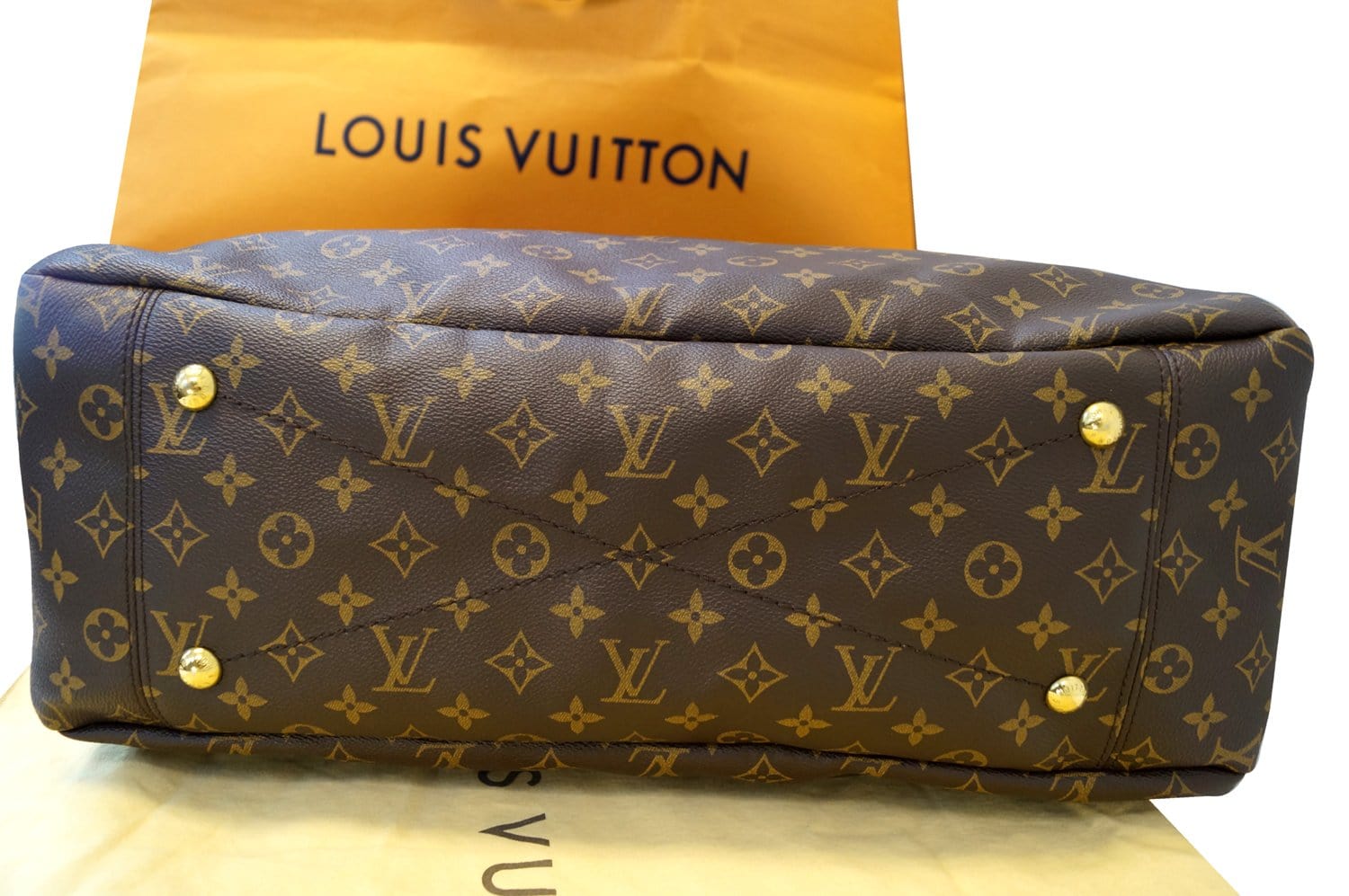Louis Vuitton, Bags, Soldlouis Vuitton Artsy Python Monogram Hobo
