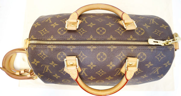 LOUIS VUITTON Monogram Canvas Speedy 30 Bandouliere Satchel Bag