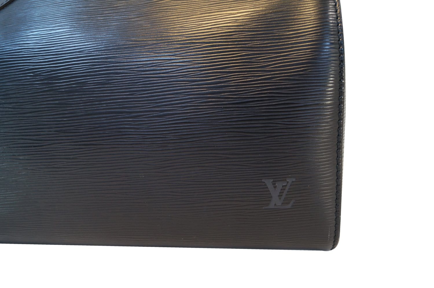 Vintage and Musthaves. LOUIS VUITTON BLACK EPI LEATHER WALLET