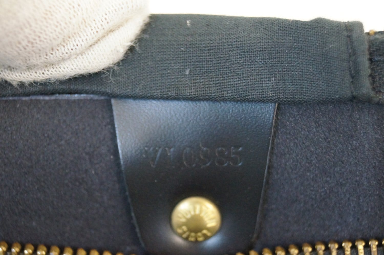 Louis Vuitton Black Epi Speedy 35 131540 – LuxuryPromise
