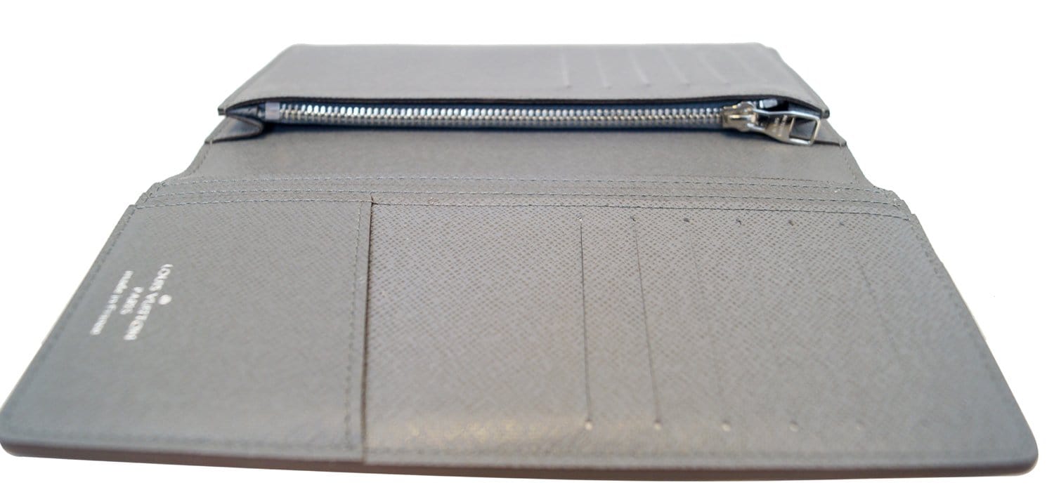 Louis Vuitton Brazza Wallet Monogram Antarctica Taiga White in Taiga Leather/Coated  Canvas with Silver-tone - US