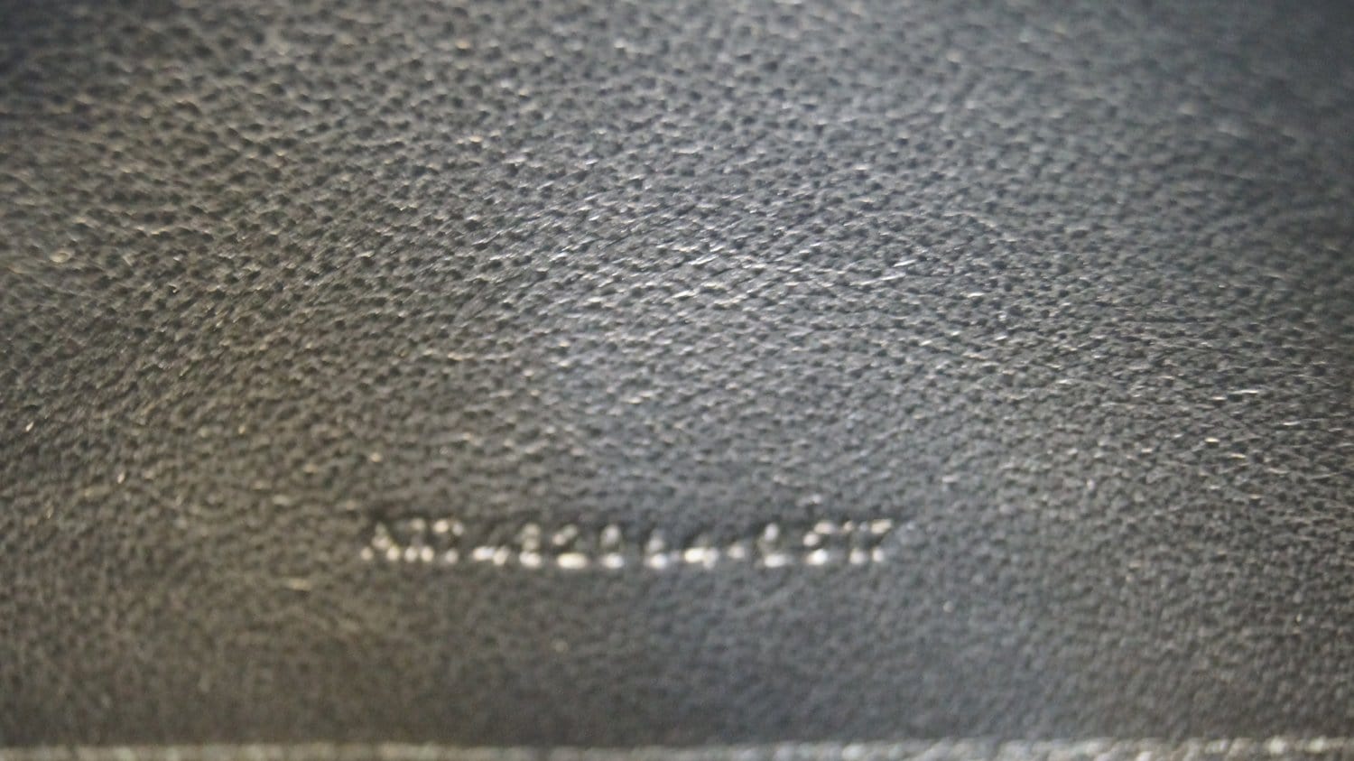 Opium leather crossbody bag Yves Saint Laurent Beige in Leather - 33513432
