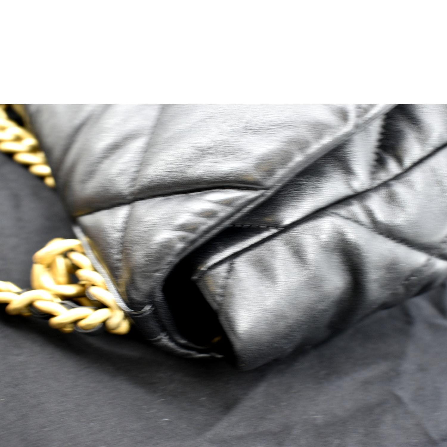 Chanel 19 Flap Bag Quilted Lambskin Medium Black 5762810