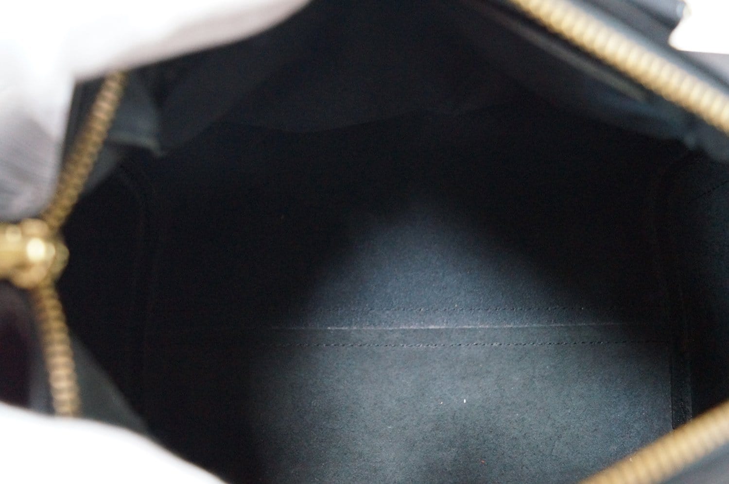 Black Louis Vuitton Epi Speedy 25 Bag – Designer Revival