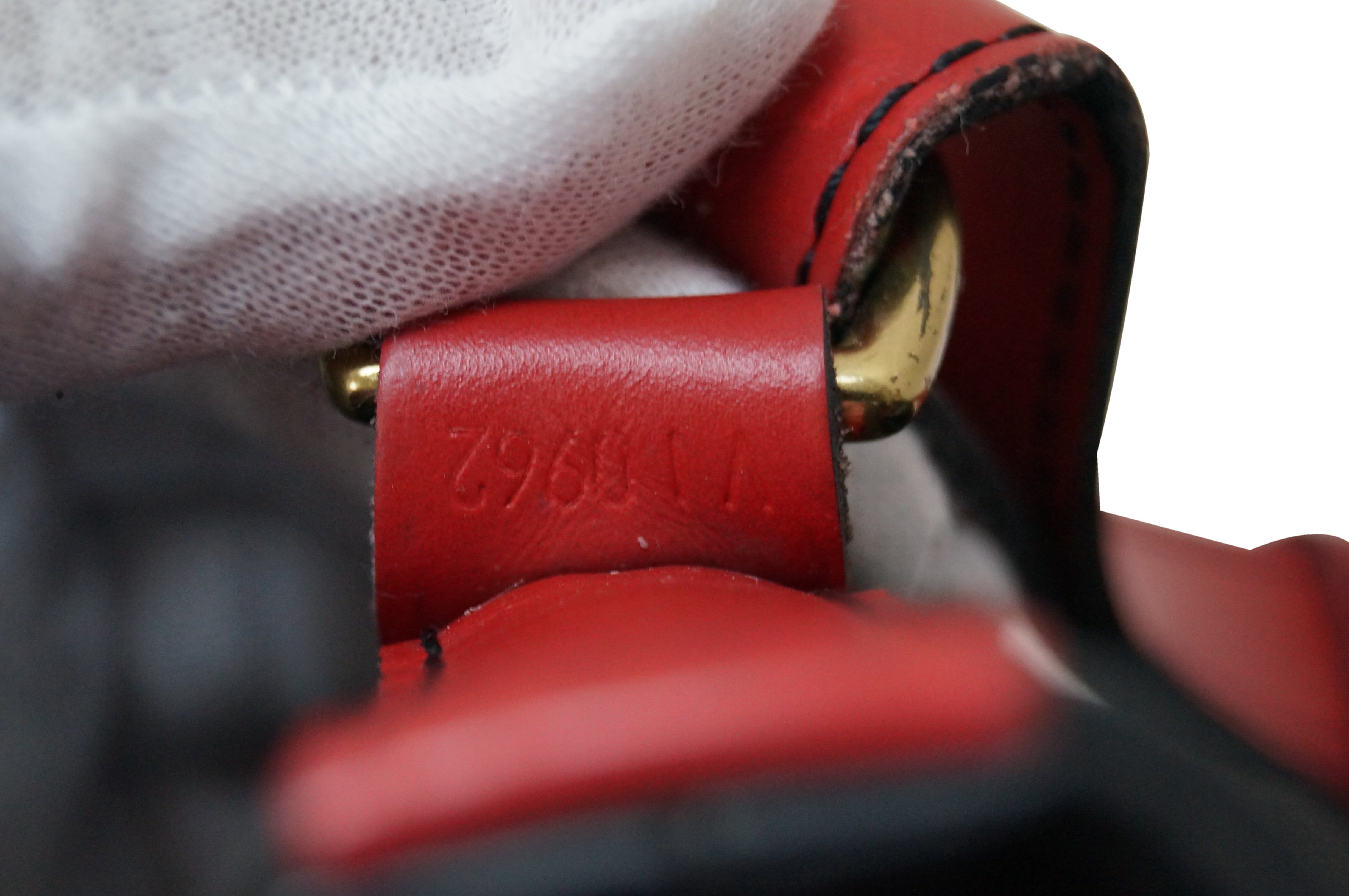 LOUIS VUITTON EPI NOE Red Drawstring Shoulder Bag Handbag #254 Rise-on