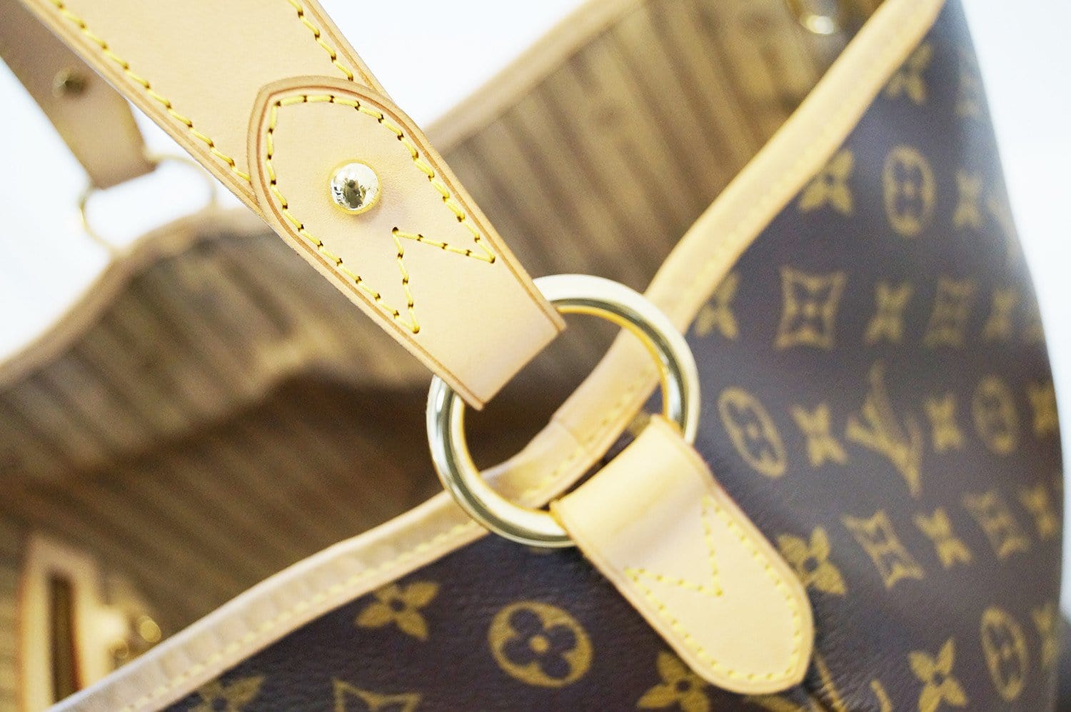 Louis Vuitton Monogram Delightful MM - Brown Shoulder Bags, Handbags -  LOU741954