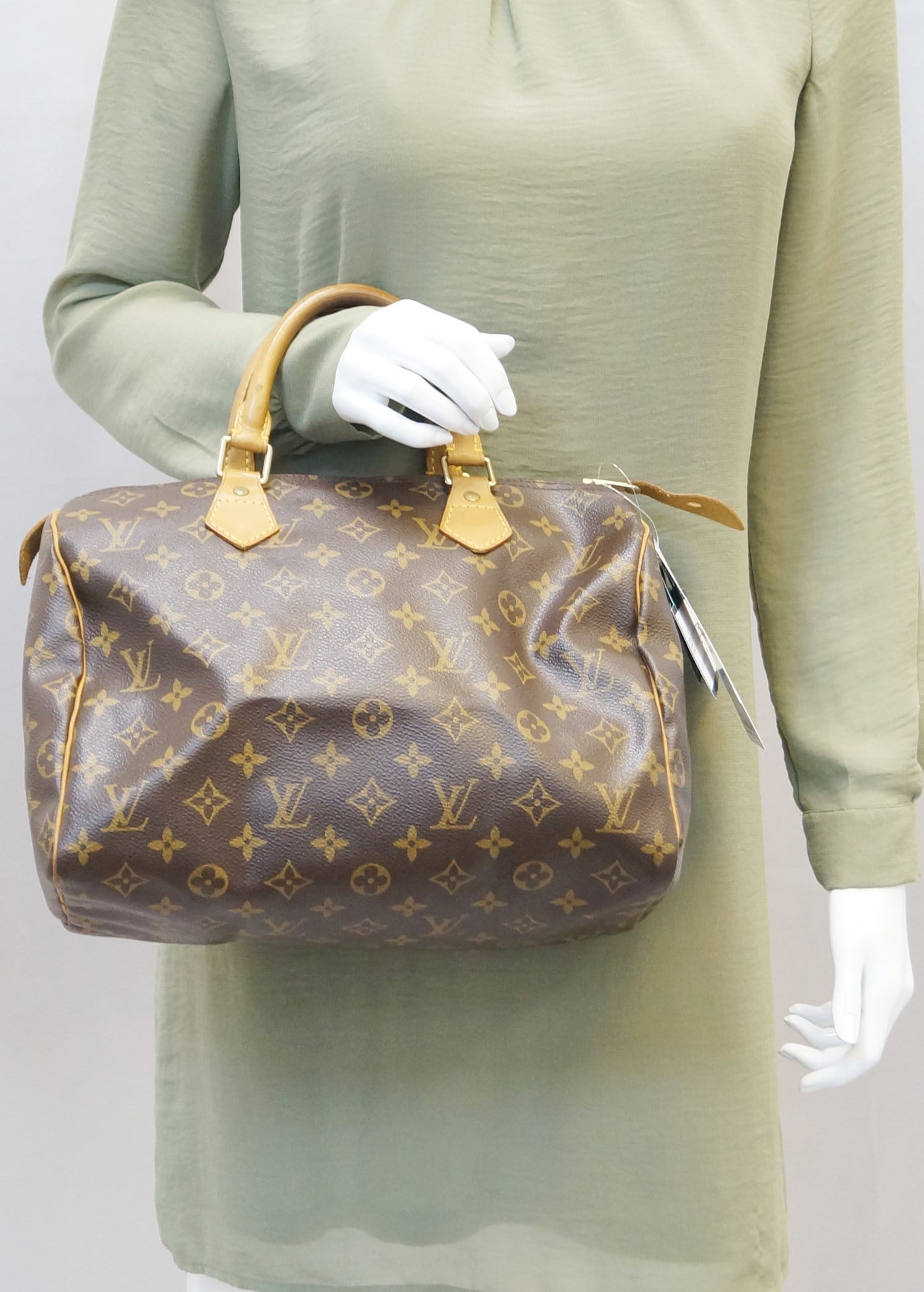 Louis Vuitton Womens Speedy 30 Monogram Canvas Tote Handbag