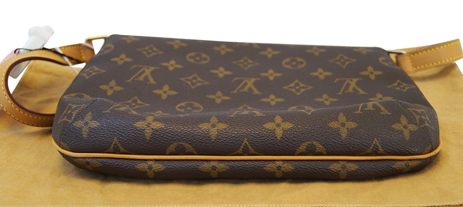 Vintage Louis Vuitton Monogram Musette PM Crossbody AS1909 053123 –  KimmieBBags LLC