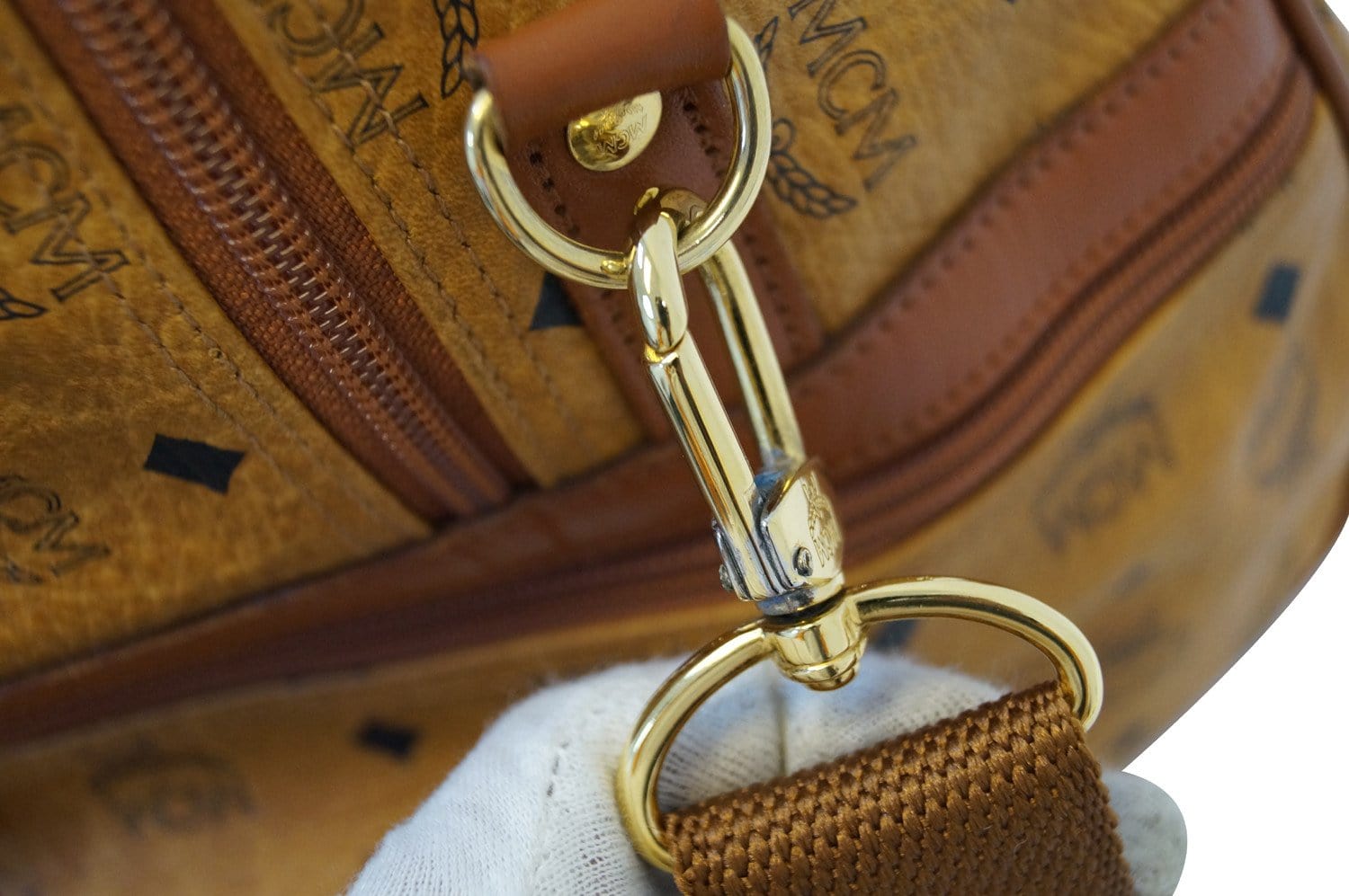 MCM Original keychain backpack  Backpack brands, Mcm bags, Bags