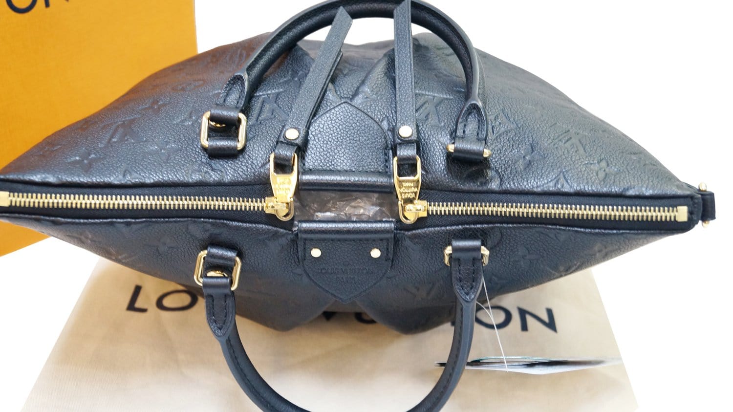 Louis Vuitton Gray Monogram Empreinte Leather Mazarine MM Bag – Italy  Station
