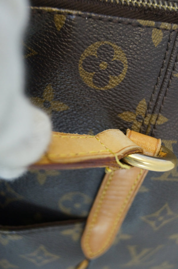 LOUIS VUITTON Monogram Totally Gm Tote Shoulder Bag