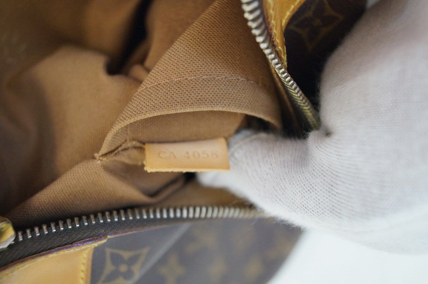 Louis Vuitton Odeon PM Crossbody Bag – Timeless Vintage Company