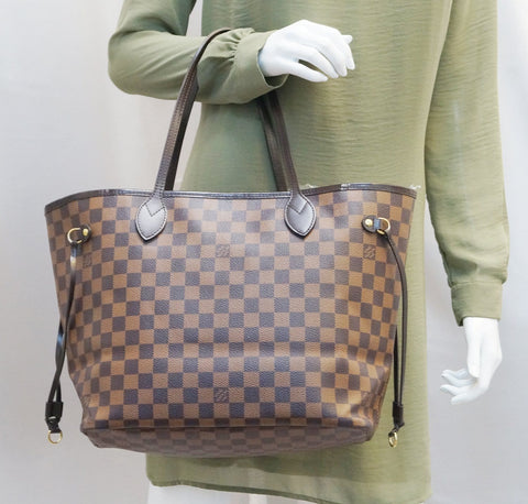 LOUIS VUITTON Damier Ebene Neverfull MM Shoulder Bag