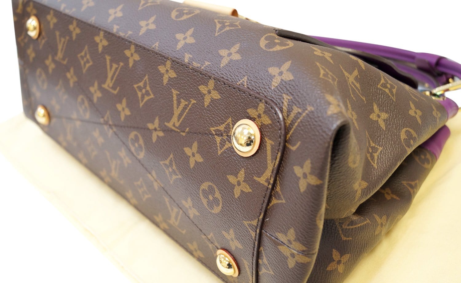 Louis Vuitton 2024 SS Monogram Canvas Plain Leather Logo Messenger &  Shoulder Bags (Portefeuille Steamer Wearable, M82534)