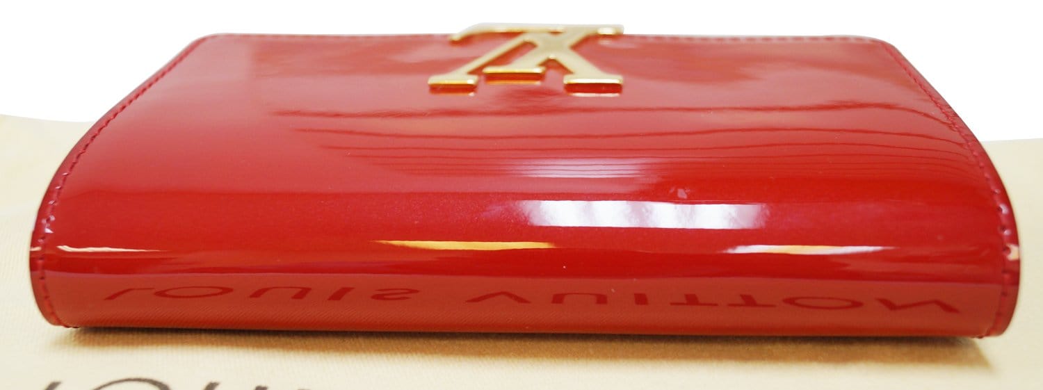 Louis Vuitton Red Patent Leather Pumps – Maidenlane Designer Consignment