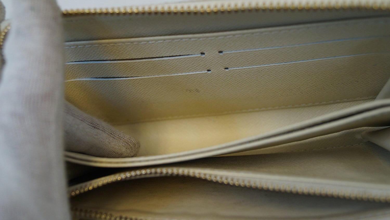 Louis Vuitton Damier Zippy Zip Around Long Wallet