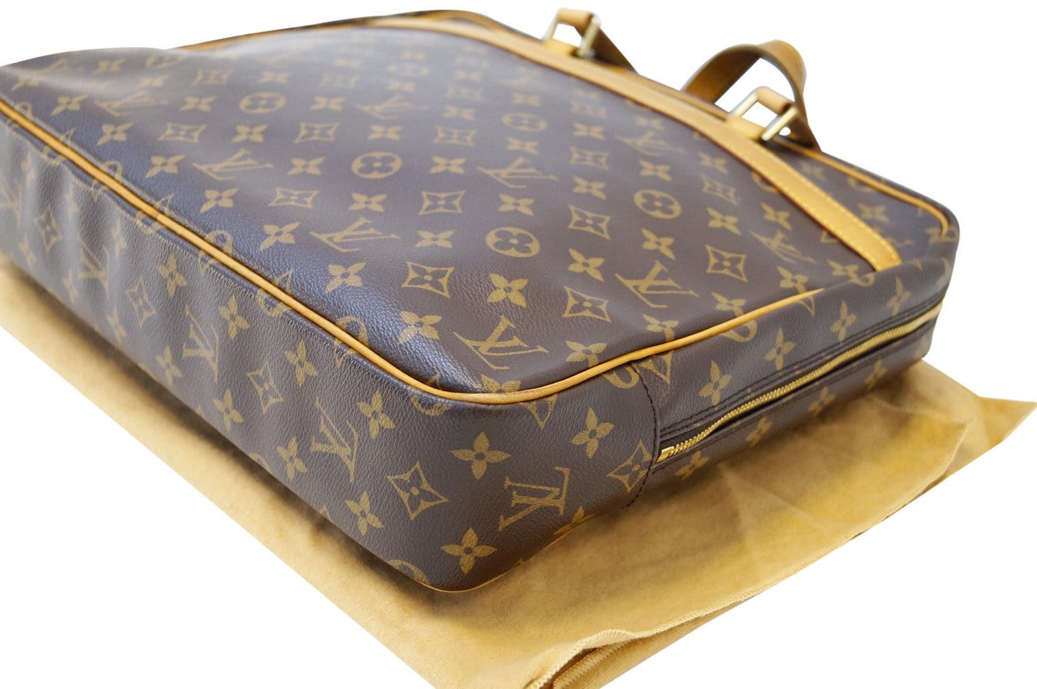 Louis Vuitton Monogram Canvas Porte Documents Pegase Soft Briefcase (S –  LuxeDH