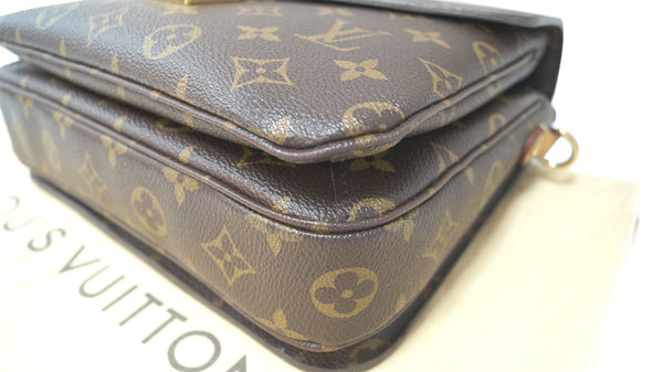 LOUIS VUITTON Monogram Canvas Metis Pochette Crossbody Bag