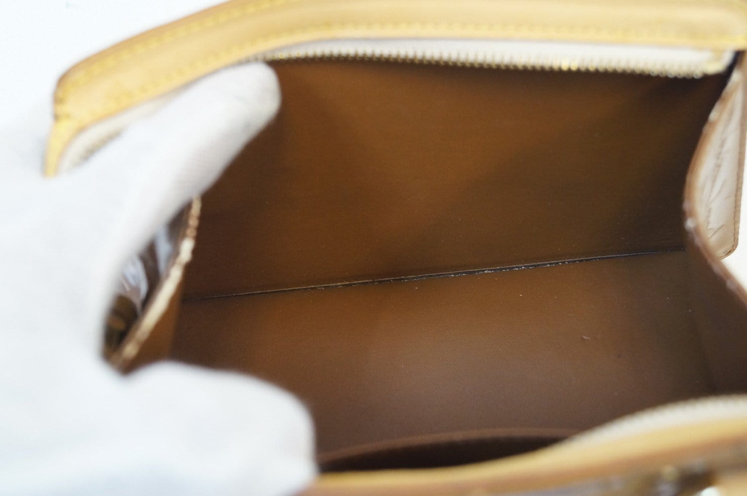 Louis Vuitton forsyth Mini Bronze Vernis Handbag