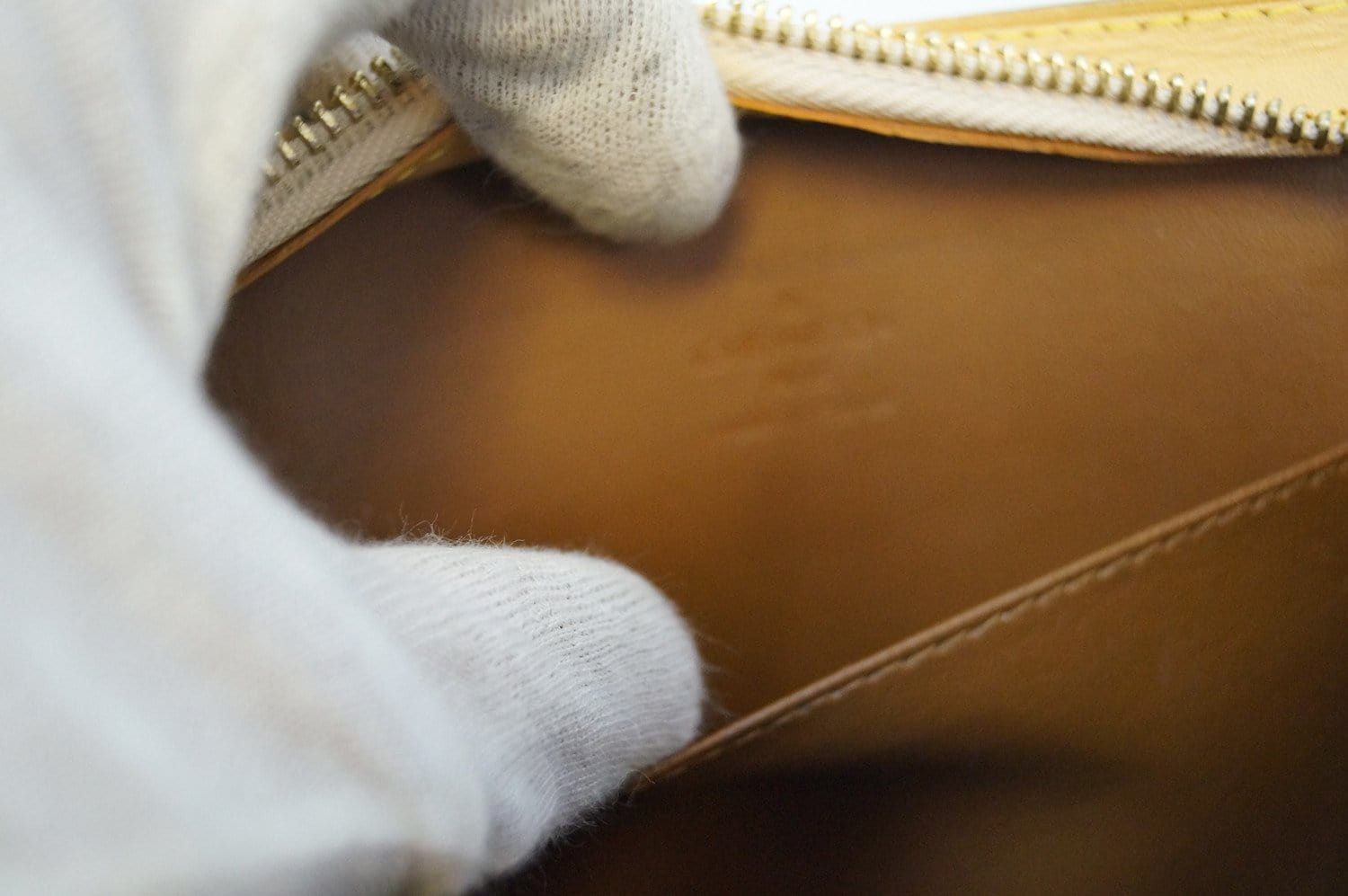 Louis Vuitton Forsyth Handbag Monogram Vernis Mini Brown 1178391