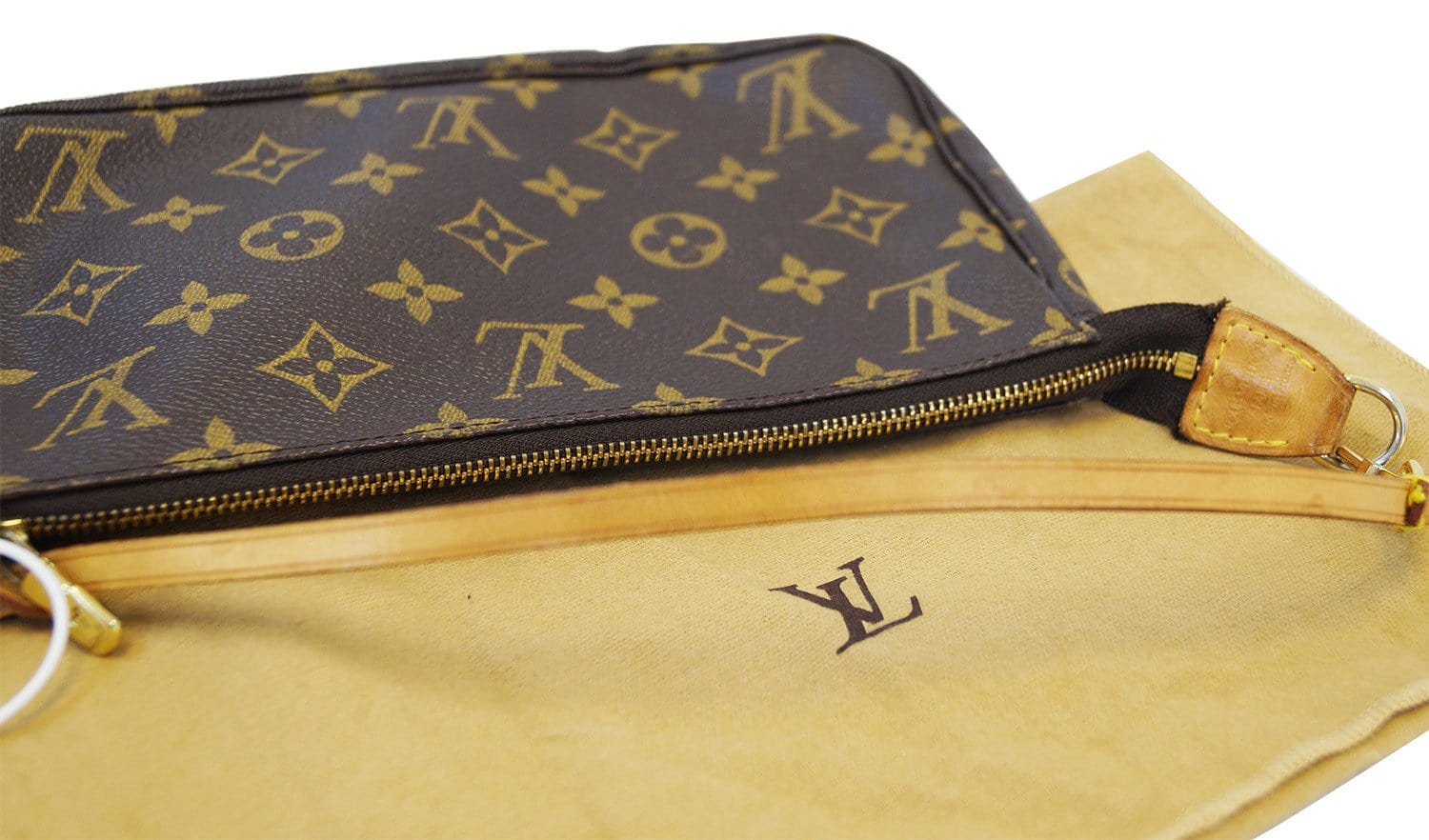 LOUIS VUITTON Pochette Accessoire monogram canvas bag – SafeLuxe