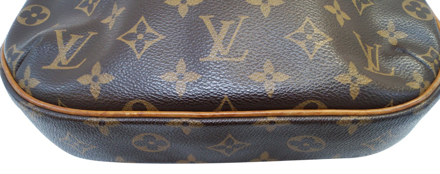 Louis Vuitton Monogram Canvas Odeon PM Shoulder Bag (SHF-17545