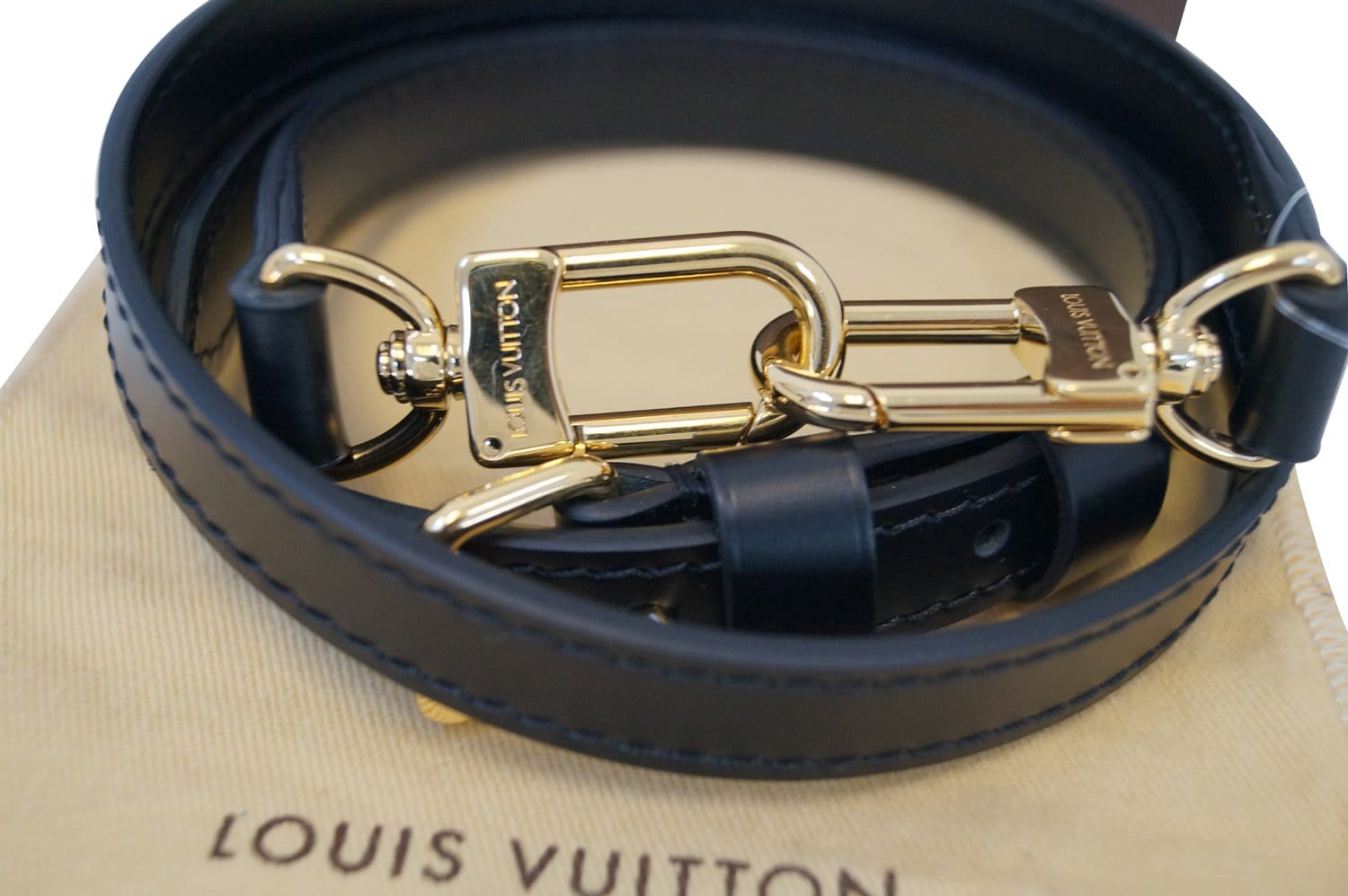 Louis Vuitton Black Leather Shoulder Strap Louis Vuitton