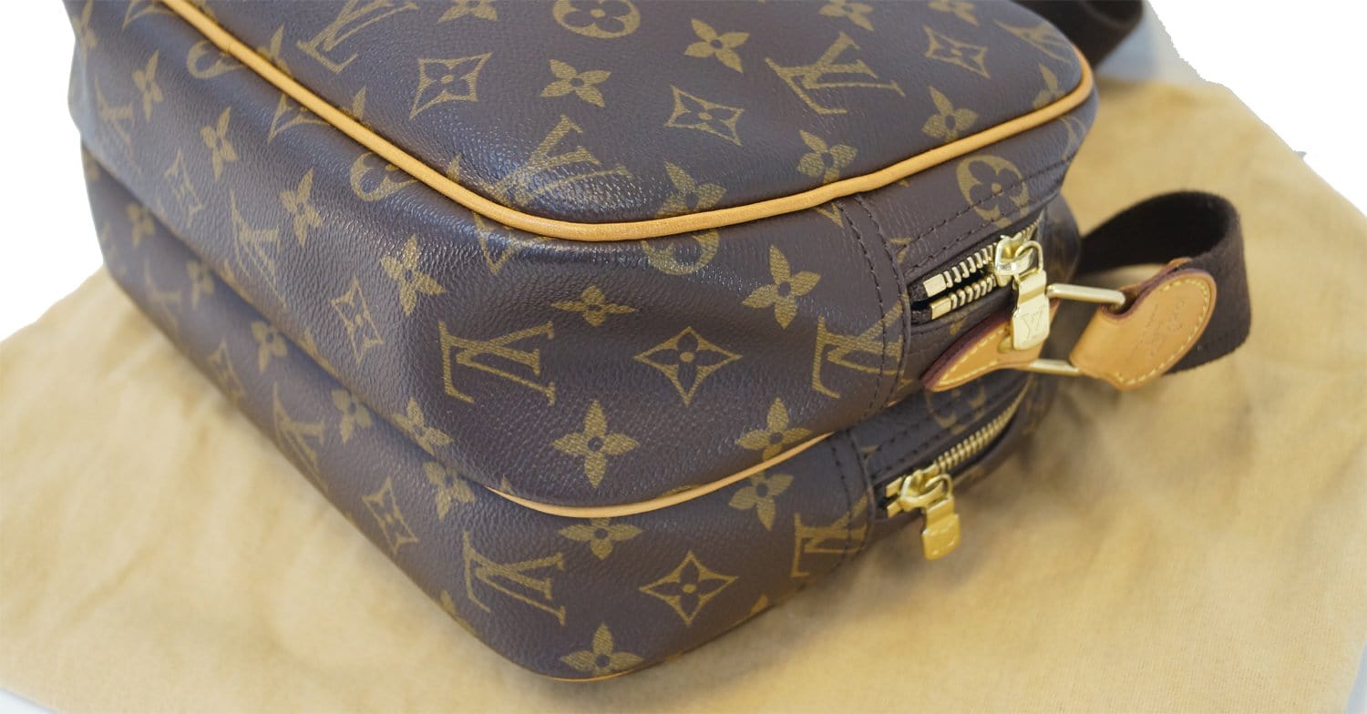 Authentic Louis Vuitton Class Monogram Reporter PM Messenger Bag – Paris  Station Shop