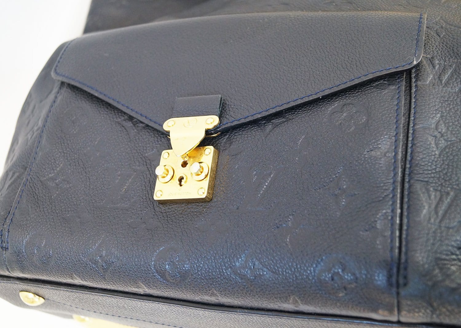 Louis Vuitton Monogram Empreinte Bagatelle Hobo - Black Hobos, Handbags -  LOU754740